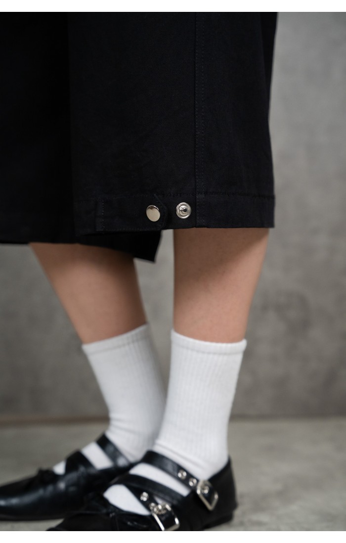 Mode23 Black Twill Shorts