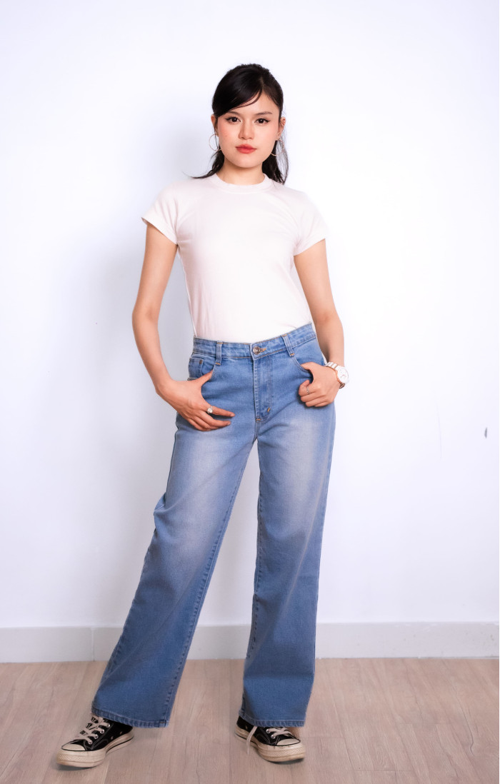 Straight Fit Blue Jeans