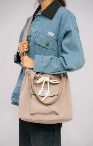 Mode Beige Dumpling Bag