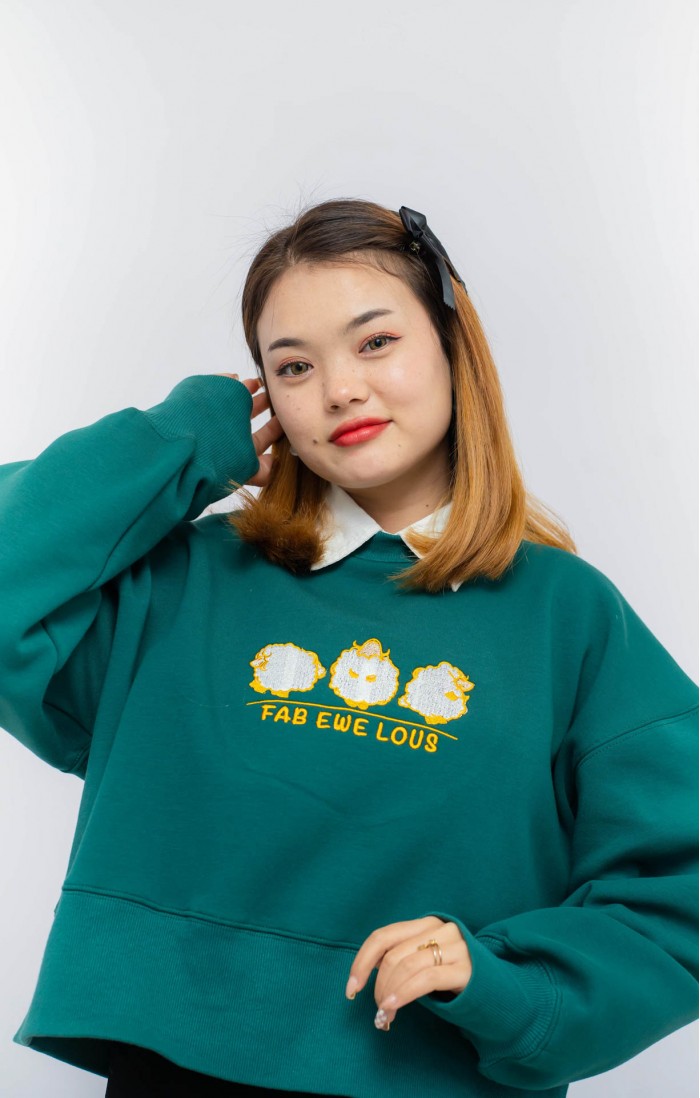 Fabewelous Cropped Green Sweatshirt