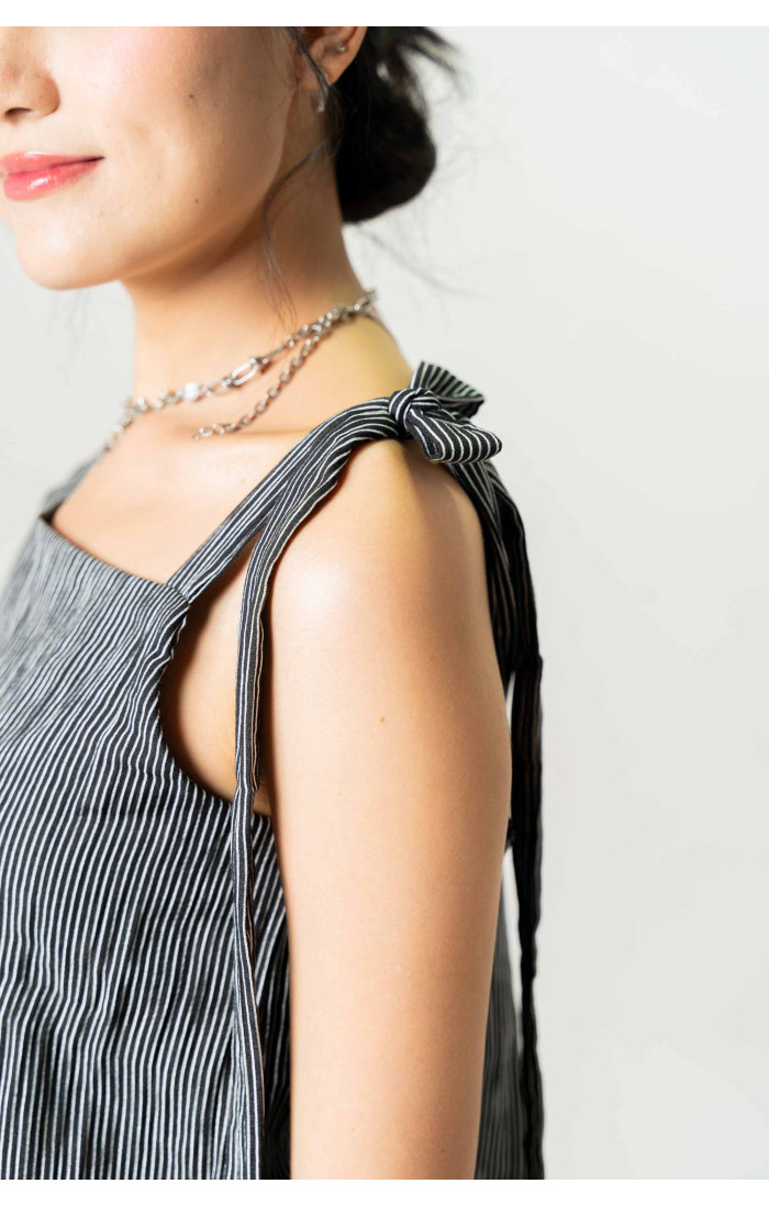 Amelia Shoulder Tie Black Top