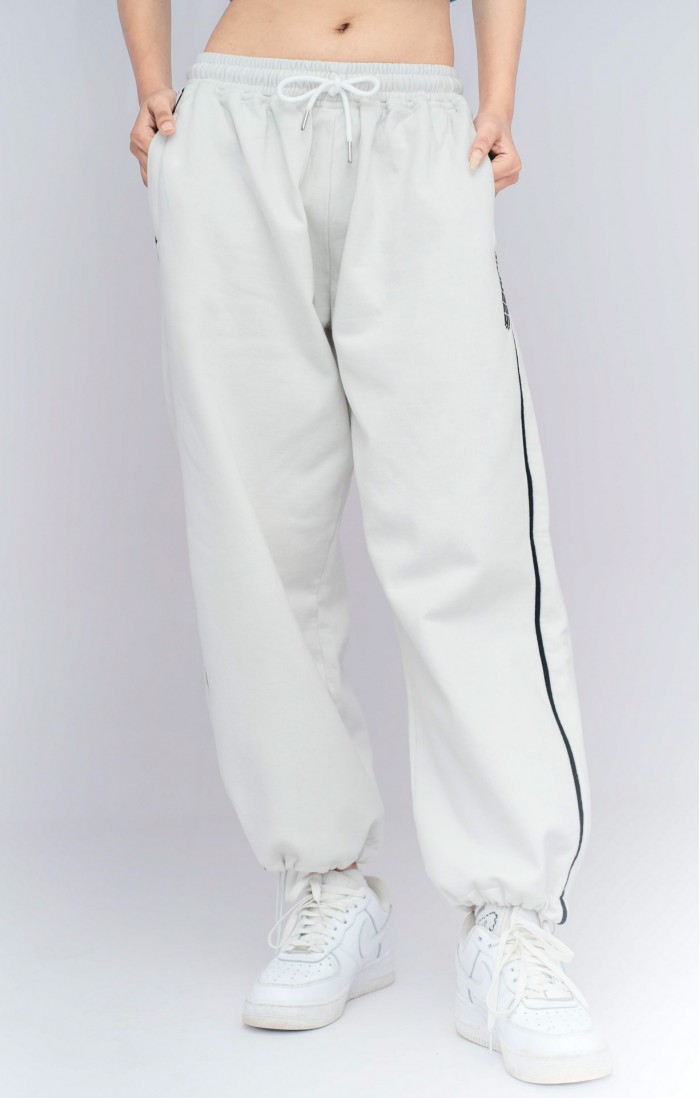 MODE23 Sporty White Trouser