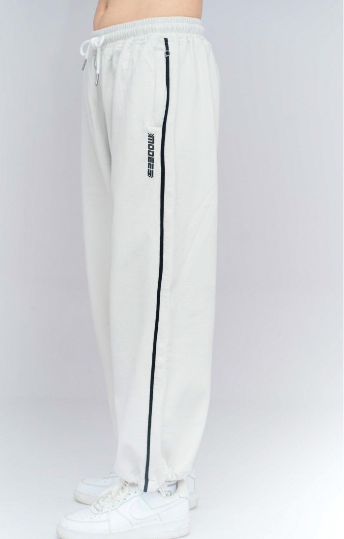 MODE23 Sporty White Trouser