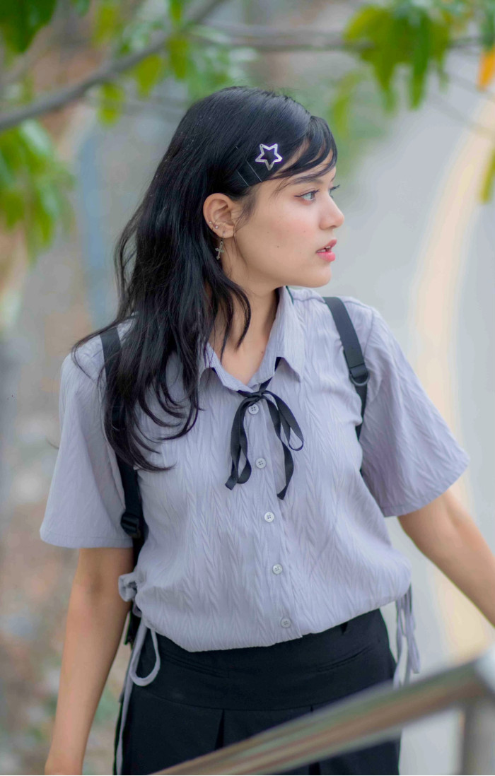 Puffy Leaf Textured Grey Shirt