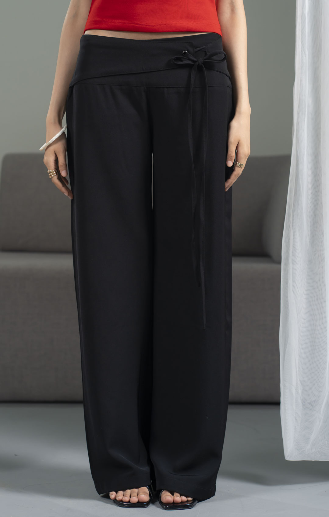Serena Low Waist Black Pant