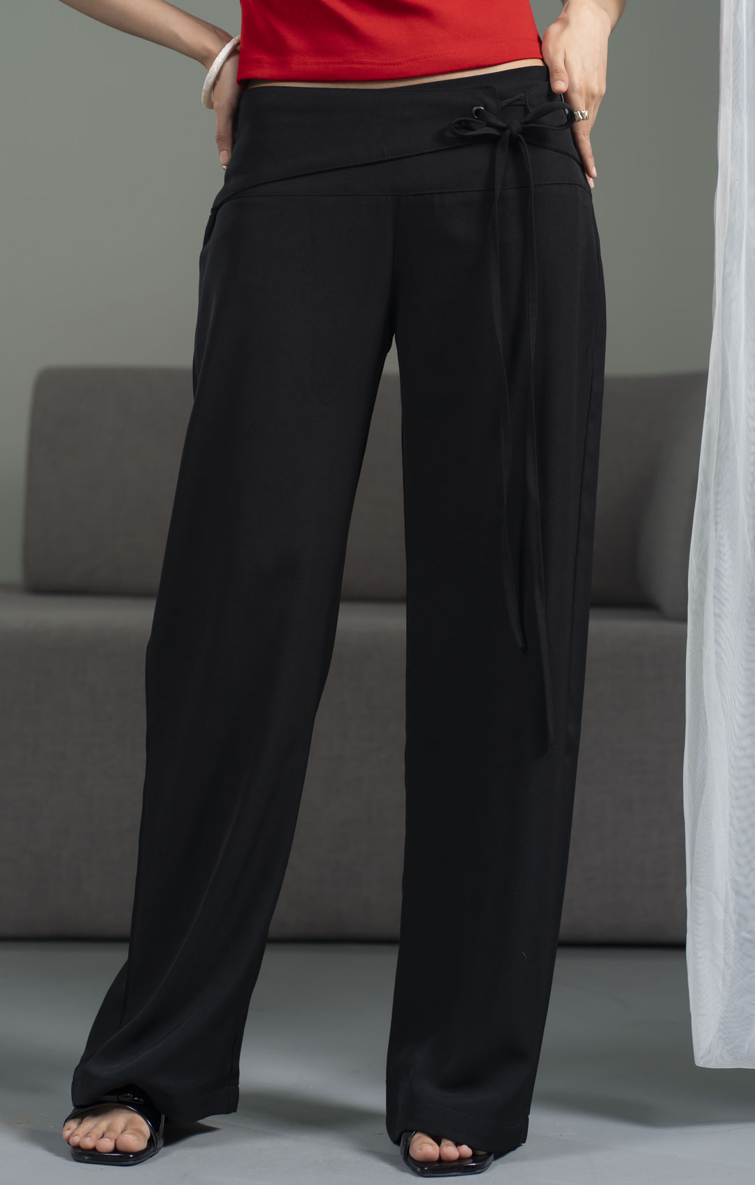 Serena Low Waist Black Pant