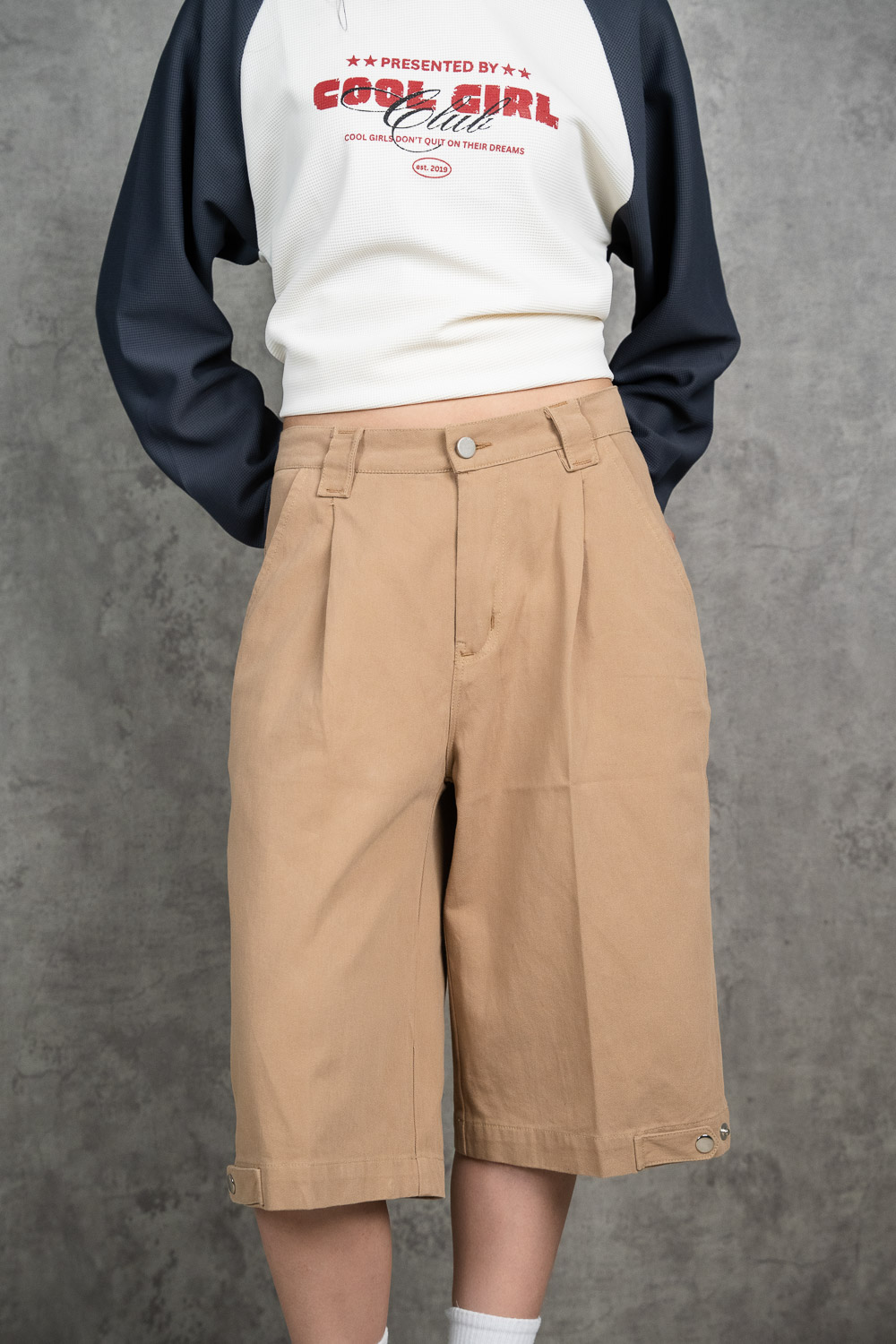 Mode23 Beige Twill Shorts