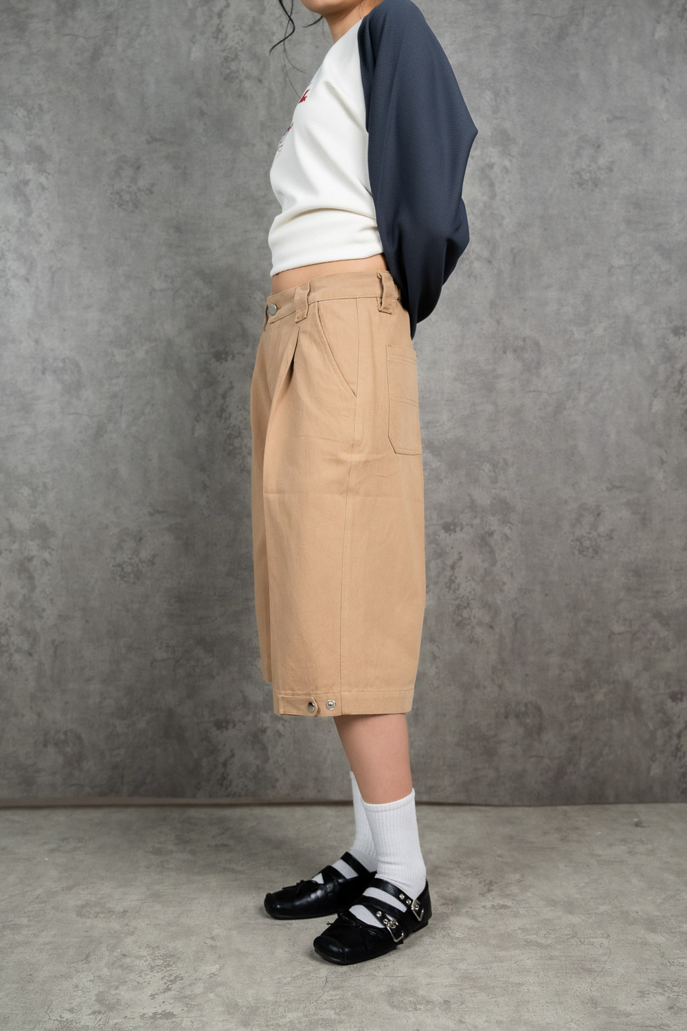 Mode23 Beige Twill Shorts