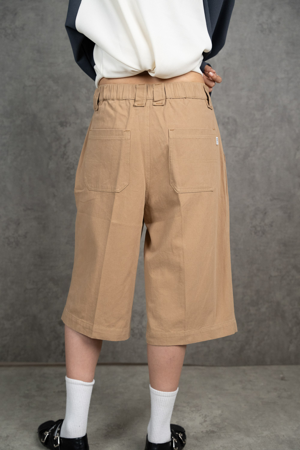 Mode23 Beige Twill Shorts