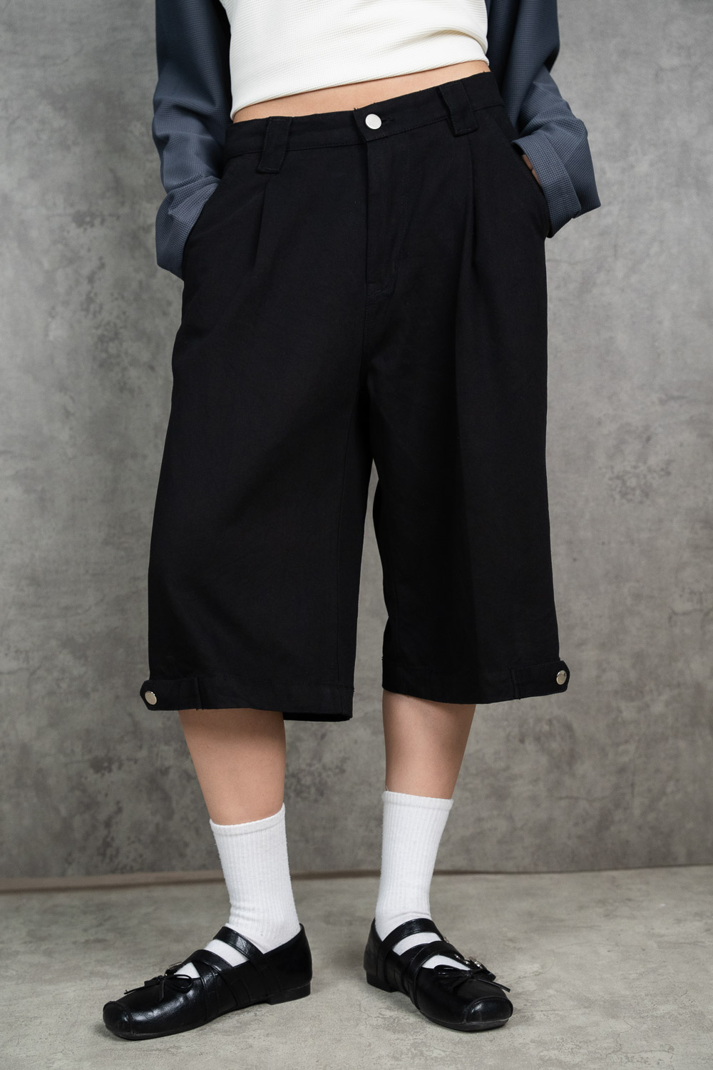 Mode23 Black Twill Shorts