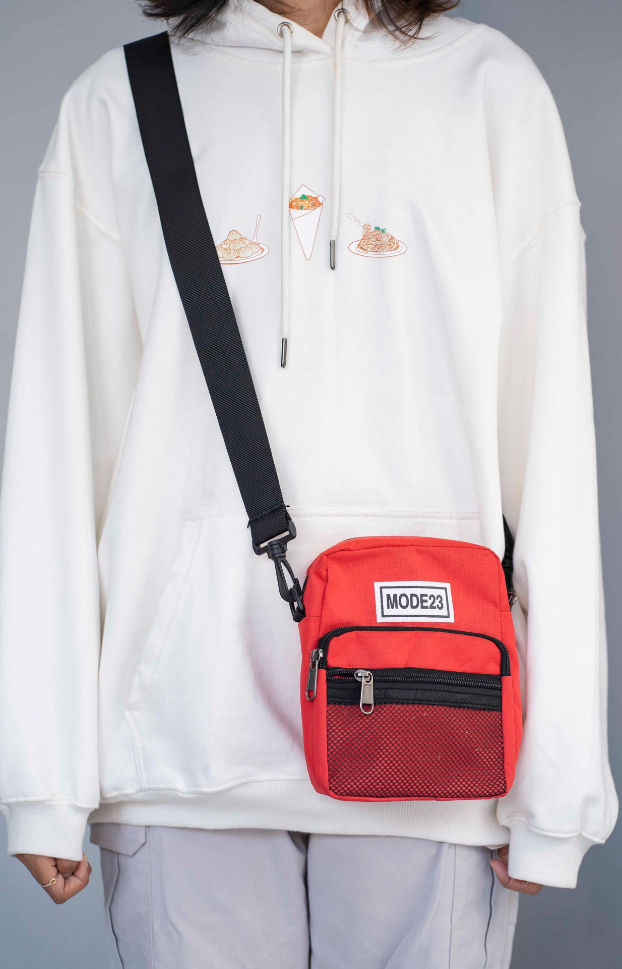 Mode23 Red Crossbody Bag